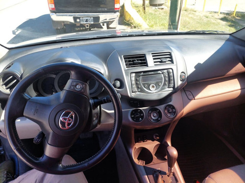 Toyota RAV4 2.4 4x4 At