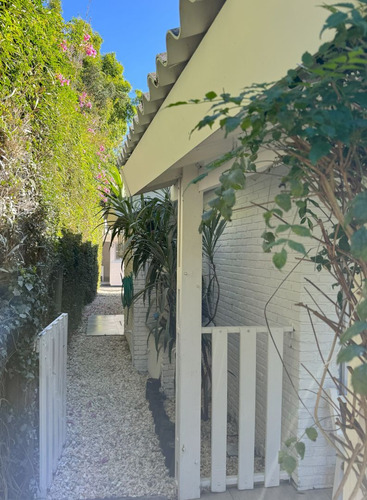 Casa Alquiler Temp 3 Dorm. El Tesoro, La Barra, Mb Ubicacion (ref: Atm-2989)