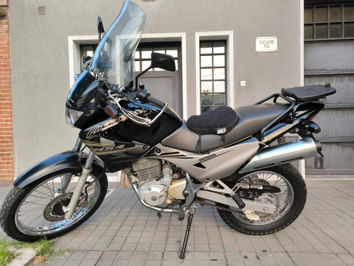 Honda Nx4 Falcon Titular Muy Equipada Unico Dueno