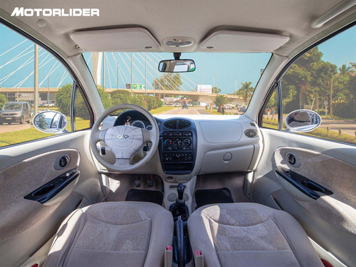 Imagen 9 de 25 de Chery Qq3 Confort 1.1 Extra Full | Permuta / Financia