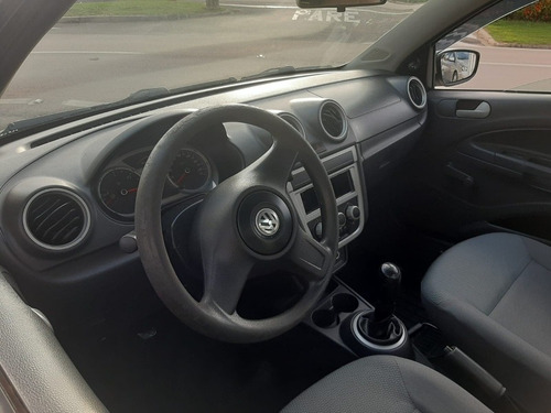 Imagem 7 de 12 de Volkswagen Saveiro 2012 1.6 Cab. Simples Total Flex 2p