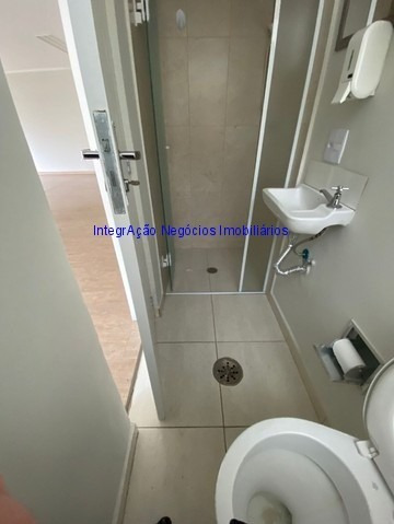 Imagem 7 de 10 de Conjunto Comercial 67m², 02 Banheiros E 02 Vagas Na Garagem. Condomínio Com Recepção E Segurança 24hrs. Excelente Localização - 22021402 - 70581204