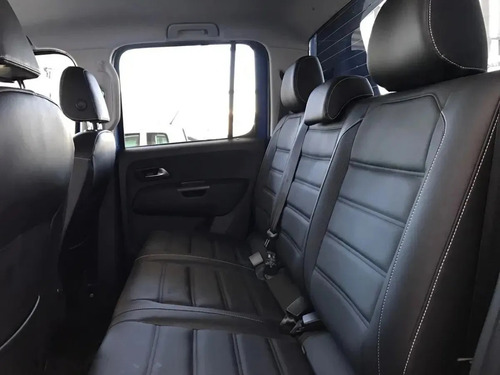 Imagen 13 de 21 de Amarok V6 Extreme Black Style 258cv 2022 Autotag Disponible