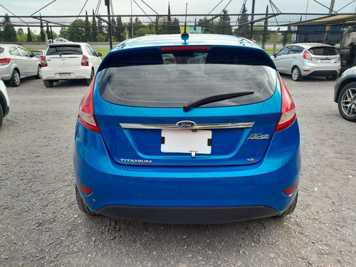 Imagen 6 de 15 de Ford Fiesta 1.6 4p Titanium (kd) 2015