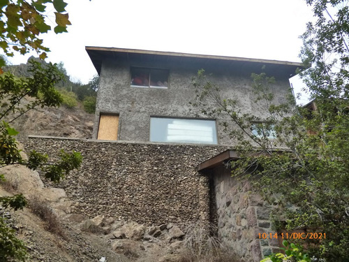 Parcela Con Casa En Venta En Lo Barnechea