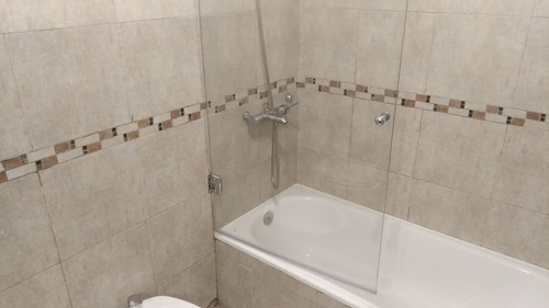 Departamento En Venta En Caseros