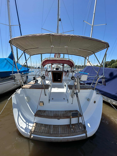 Velero Vip 30 Legas