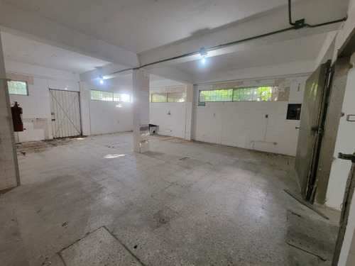 Edificio Y/o Bodega En Venta Cancún Reg. 92