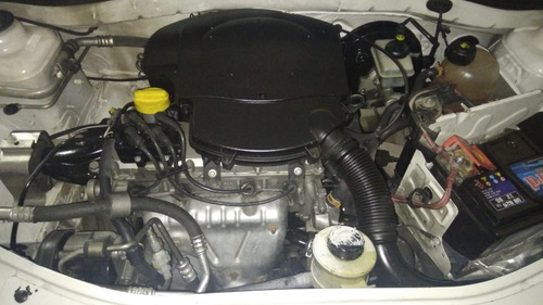 Imagen 6 de 20 de Renault Sandero Ph2 Pack 1.6 8v