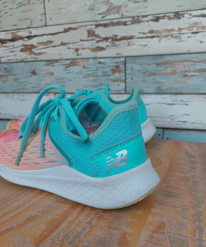 Tênis Feminino New Balance Fresh Foam Fast Tamanho 37 (Usado)
