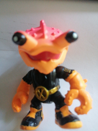 Treasure X Sunken Gold Bottle Smash Action Figure & Treasure (Usado)