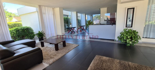 Apartamento En Alquiler Por Temporada - Ref: 1447