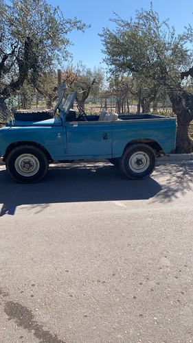 Land Rover Santana