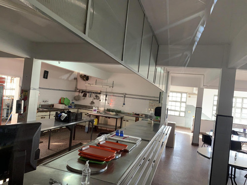 Deposito De 4900 M2