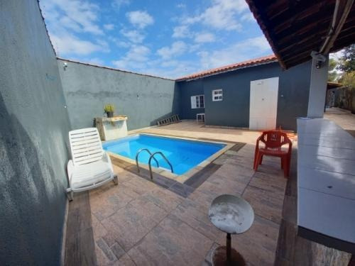 Imagem 2 de 14 de Boa Casa Com Financiamento Bancário E Piscina Em Itanhaém