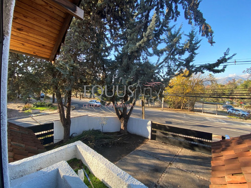 Cómoda, Impecable Y Gran Casa En Arriendo. Lo Barnechea.