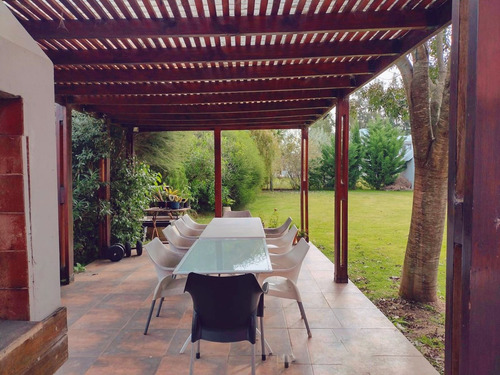 Casa De 3 Dormitorios En Venta Arana La Plata