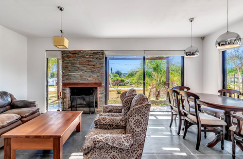 Chalet En Balneario Solís ,zona Residencial