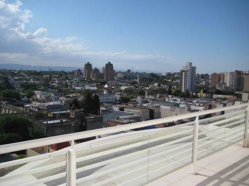 Hermoso Depto 2 D Con Vista Y Balcon