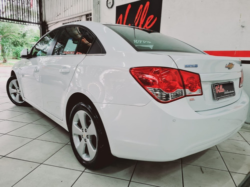 Imagem 4 de 10 de Chevrolet Cruze Lt 1.8 Automático Completo