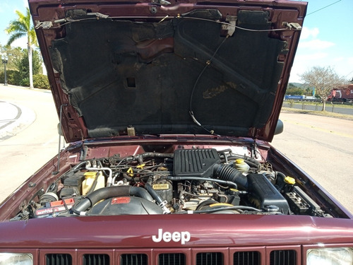 Imagem 10 de 15 de Jeep Cherokee Cherokee Sport 4.0