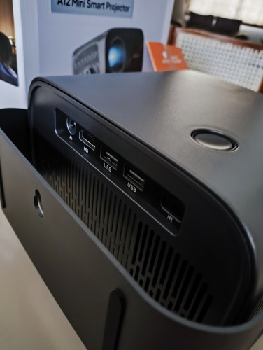 Projetor Vevshao A12 Mini Preto (Usado)