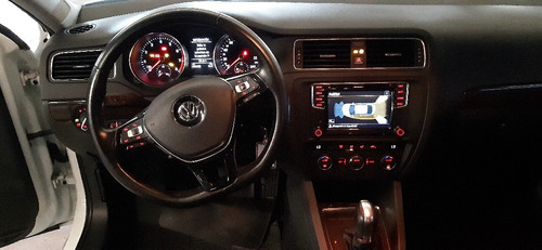 Imagen 8 de 15 de Volkswagen Vento 1.4 Tsi Dsg Highline 150cv At - 2017