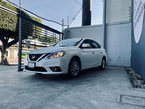 Nissan Sentra 1.8 Advance Cvt