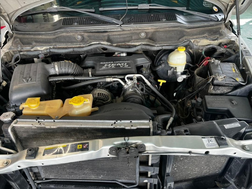 Imagen 12 de 14 de Dodge Ram 2500