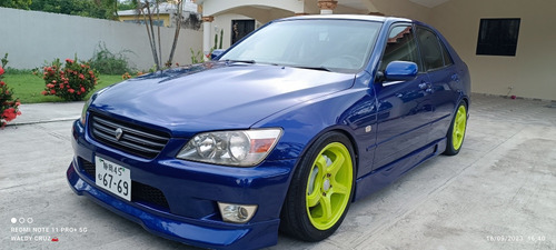 Imagen 3 de 15 de Toyota Altezza Sedan