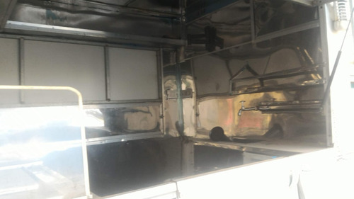 Imagem 6 de 11 de Food Truck Bombi