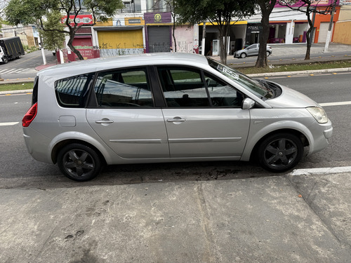 Renault Scenic 2.0 16v Privilège Aut. 5p