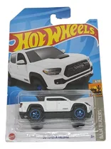 Comprar Toyota Tacoma '20 Hot Wheels Coleccion Baja Blazers