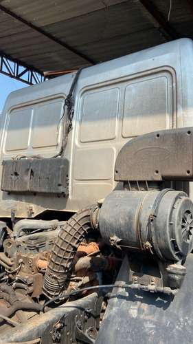 Imagem 10 de 25 de Ford Cargo 6332 2011/11 6x4 Chassis