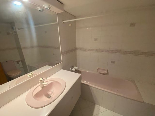 Venta Depto, 3 Dorm. 2 Baños, Estac. Bod. Poniente, Viña
