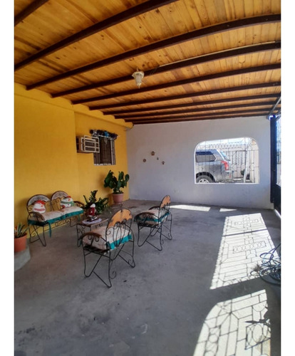 Se Vende Casa En Urb. Las Cayenas, Zona Industrial Ve02-001zi-ssil
