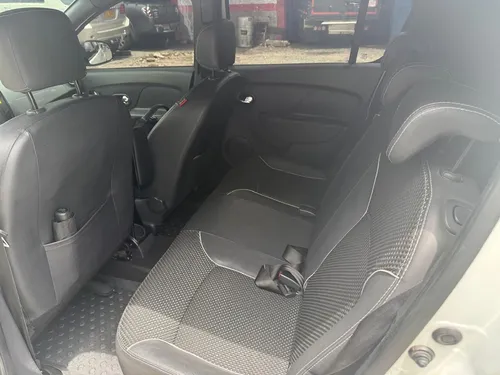 Renault Stepway 1.6 Intense Automática