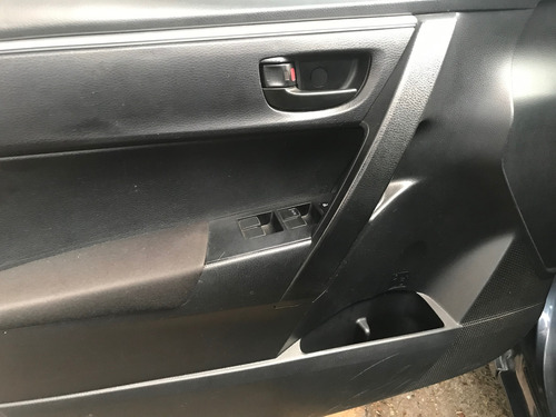 Toyota Corolla 1.8 Le At