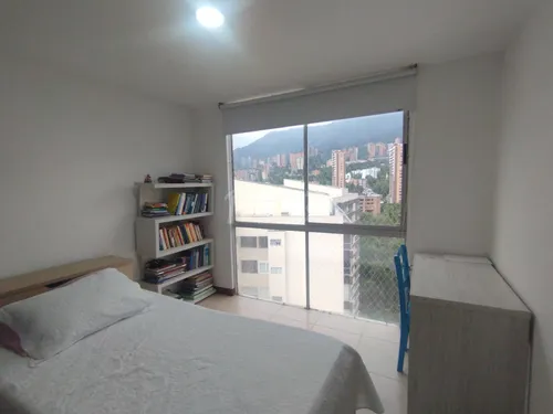 Apartamento En Venta En Los Balsos. Cod V776103