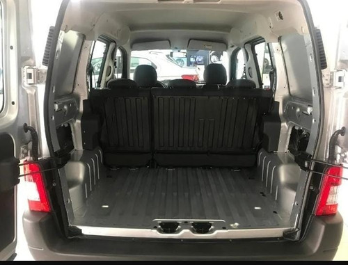 Imagen 4 de 15 de Peugeot Partner 1.6 Confort - Tomamos Usados - B
