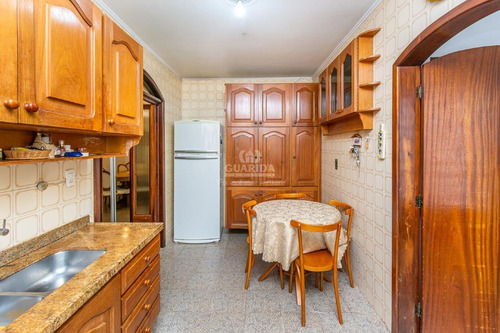 Imagem 10 de 26 de Casa Residencial Para Aluguel, 4 Quartos, 2 Suítes, 2 Vagas, Petropolis - Porto Alegre/rs - 7364
