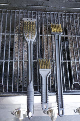 Cepillo De Limpieza Para Parrilla 23 Cm Cerdas De Latón