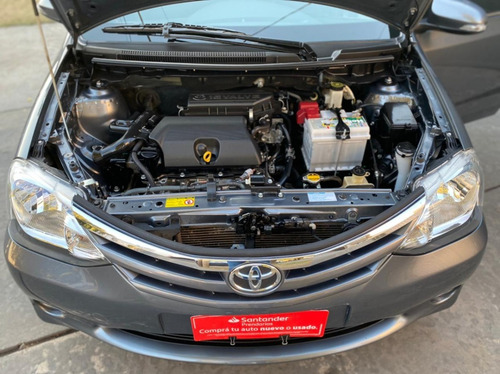Imagen 11 de 11 de Toyota Etios Xls 5pts 2014