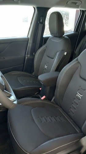 Imagen 24 de 25 de Jeep Renegade 2023