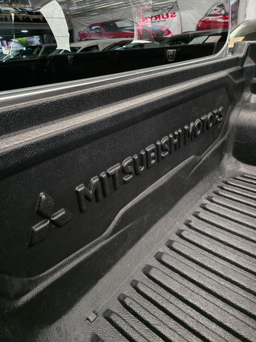Mitsubishi L200 2.4 Cd Glx 4X2 Mt