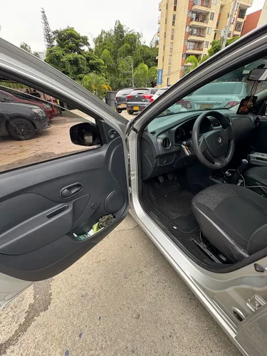 Renault Logan Authentique