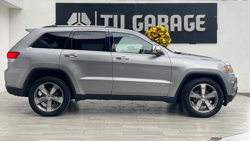 Jeep Grand Cherokee 3.6 Limited Lujo V6 4x2 At