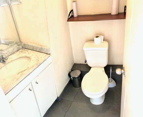 Oficina Con 2 Privados 2 Baños Piso Flotante