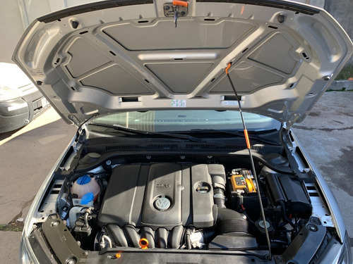 Volkswagen Vento Luxury 2.5