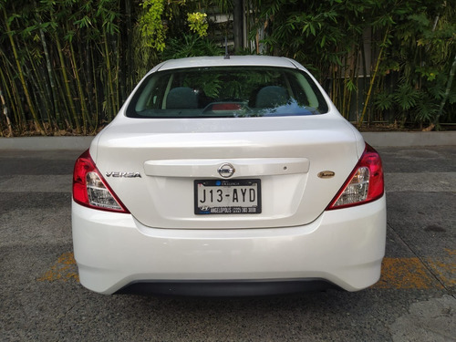 Imagen 4 de 11 de Nissan Versa Sense Aut 2019